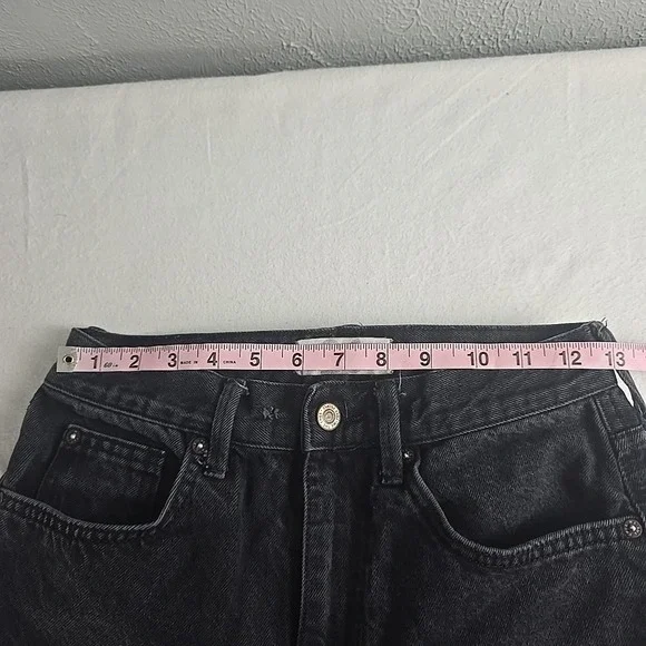 We The Free People Stove Pipe Jeans 26 Black Out Cropped Raw Hem High Waisted - Picture 4 of 8